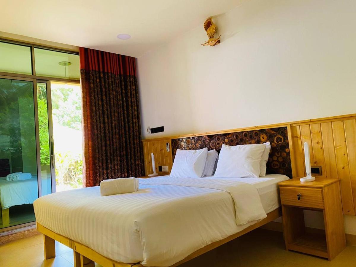 Rindali - The Speedboat From Male To The Hotel Departs At 1130 Every Monday Thursday And Saturday And From The Hotel To Male At 0630 And Five Domestic Flights Are Available Every Day Olhuveli  Екстер'єр фото