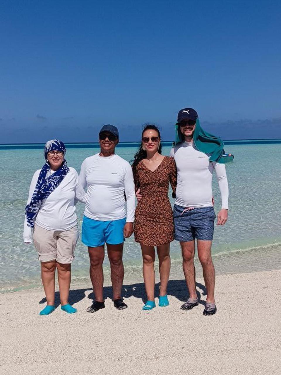 Rindali - The Speedboat From Male To The Hotel Departs At 1130 Every Monday Thursday And Saturday And From The Hotel To Male At 0630 And Five Domestic Flights Are Available Every Day Olhuveli  Екстер'єр фото