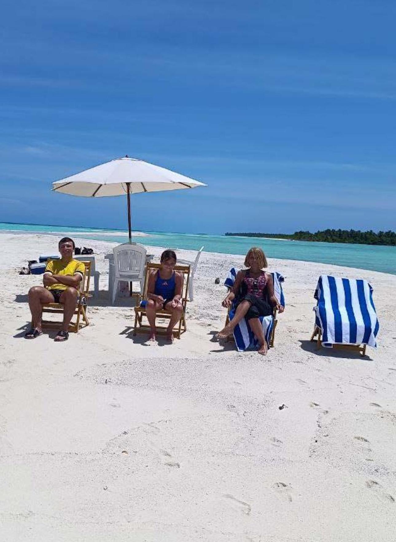 Rindali - The Speedboat From Male To The Hotel Departs At 1130 Every Monday Thursday And Saturday And From The Hotel To Male At 0630 And Five Domestic Flights Are Available Every Day Olhuveli  Екстер'єр фото